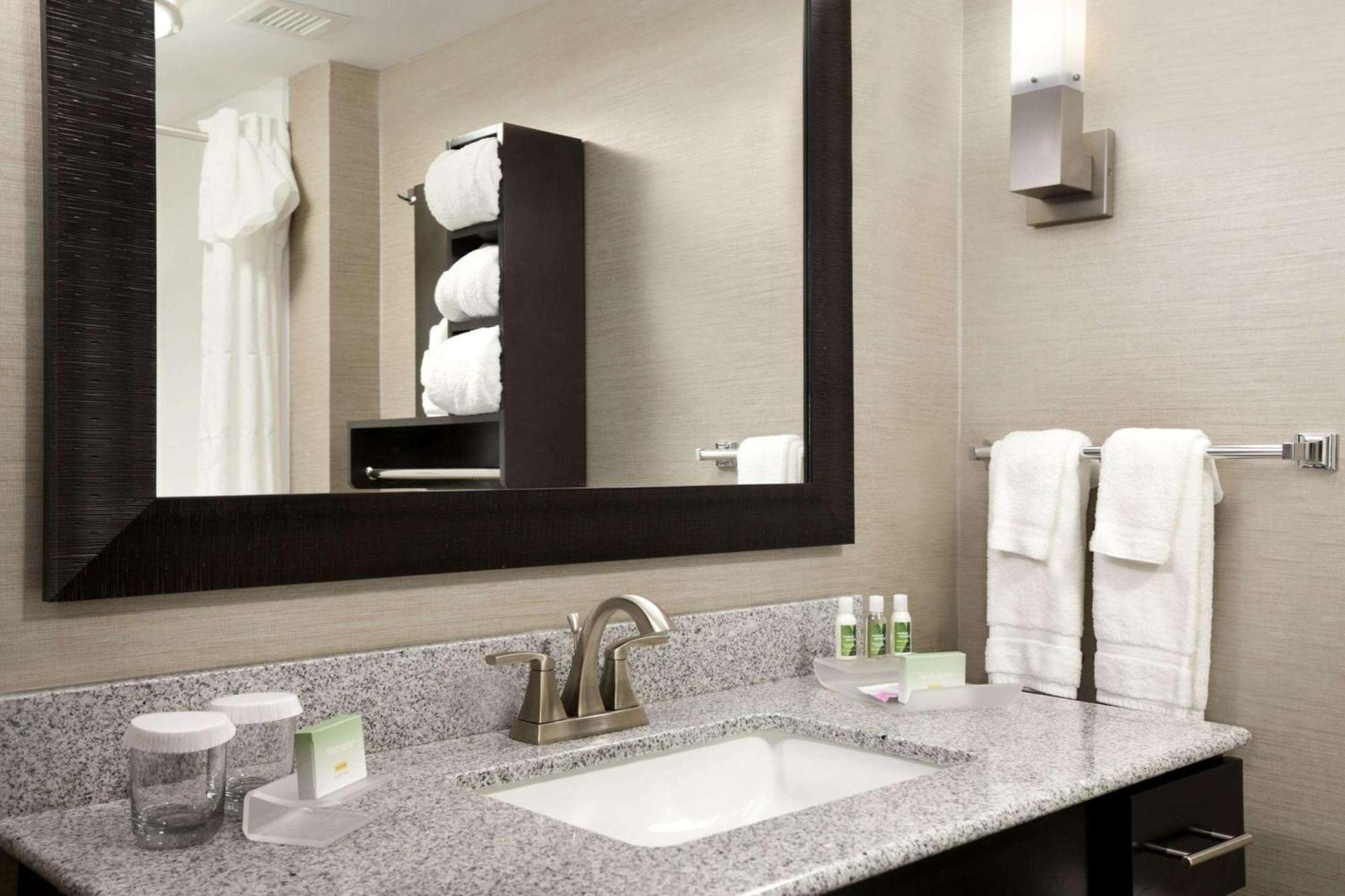Homewood Suites By Hilton Columbus Osu, Oh Exteriör bild